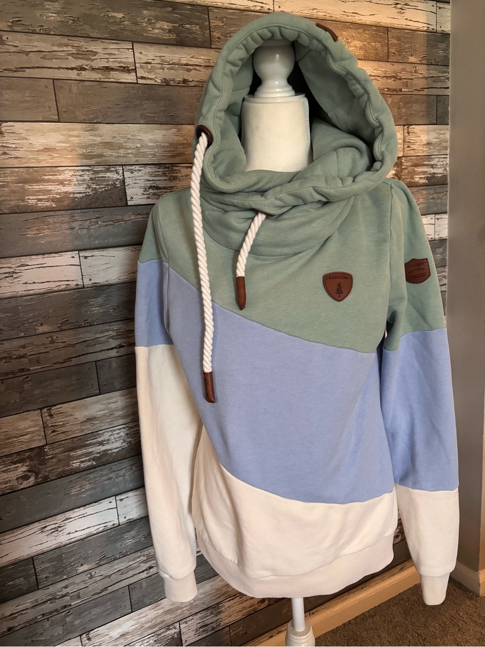 Wanakome Colorblock Hooded Sweatshirt Sage, Light Blue & Cream Womens Size M